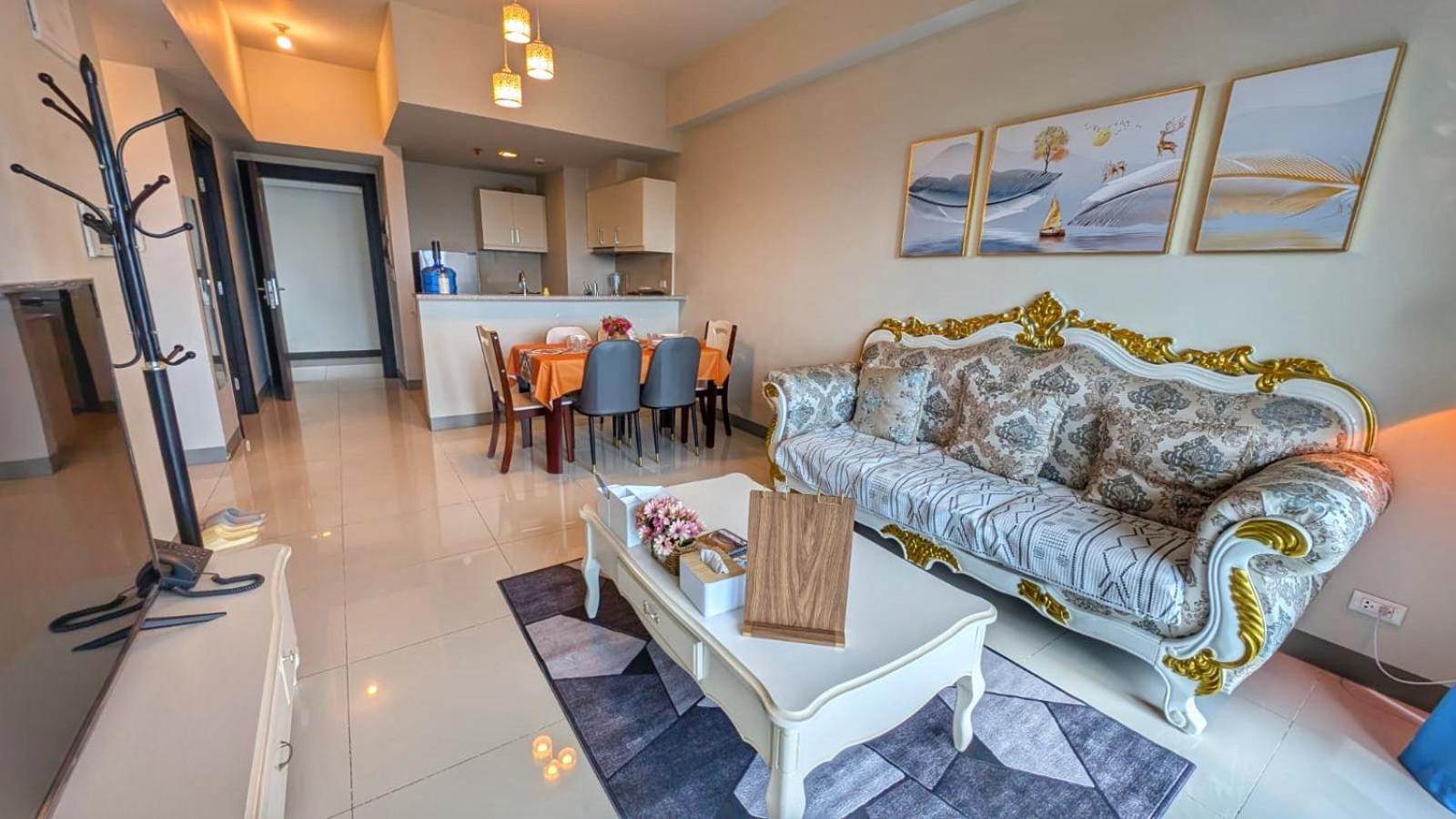 Eg Private House -Bgc Uptown Aparthotel Taguig Bagian luar foto