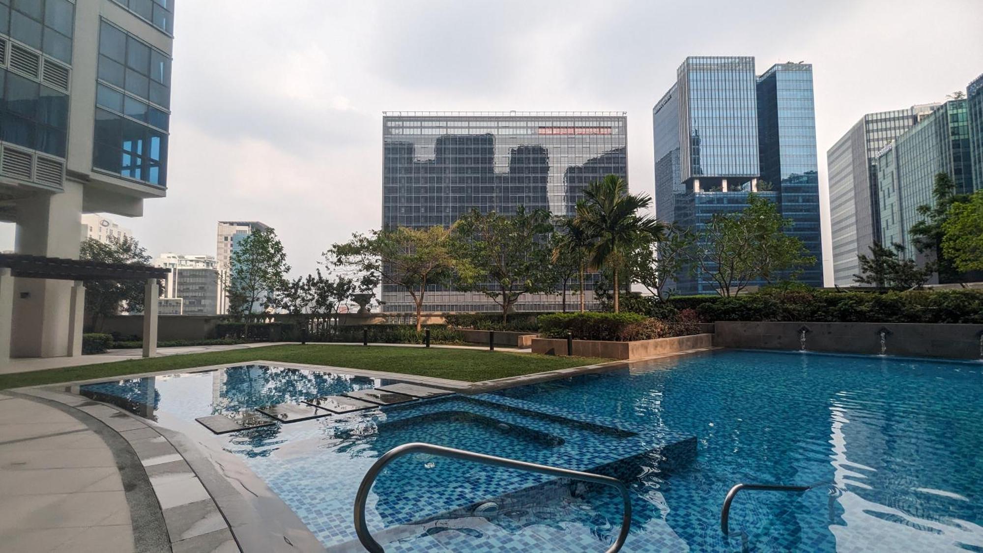 Eg Private House -Bgc Uptown Aparthotel Taguig Bagian luar foto
